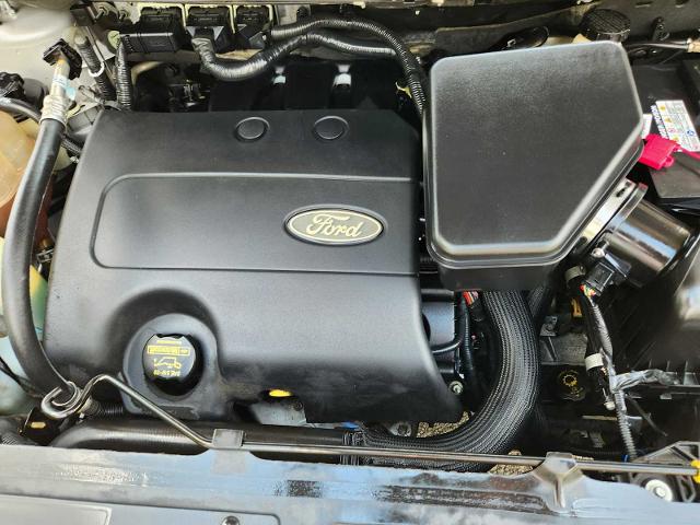 2013 Ford Edge Vehicle Photo in DENTON, TX 76210-9321
