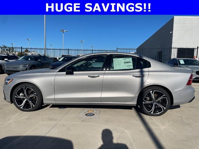 2024 Volvo S60 Vehicle Photo in Grapevine, TX 76051
