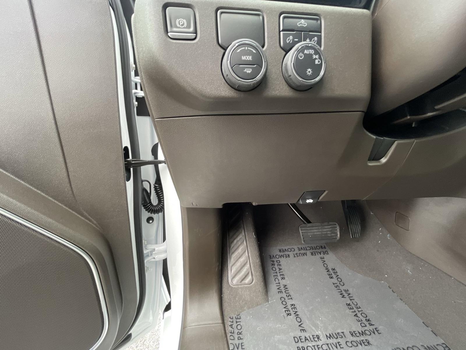 2025 Chevrolet Silverado 1500 Vehicle Photo in BENTONVILLE, AR 72712-4322
