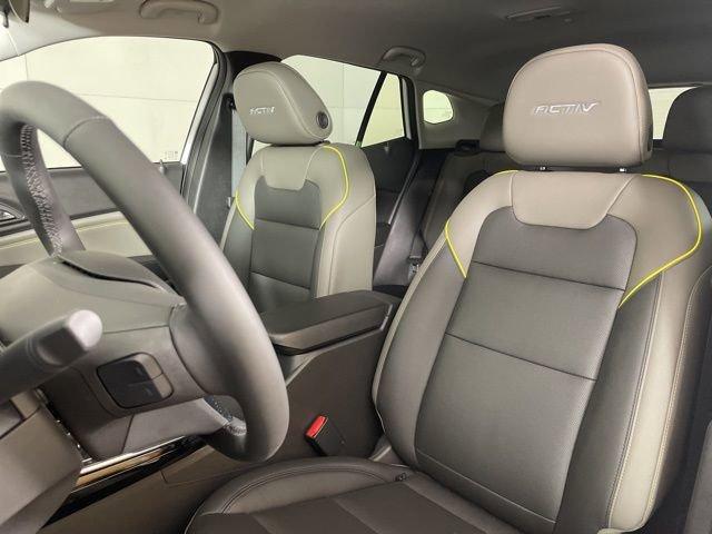 2025 Chevrolet Trax Vehicle Photo in PHOENIX, AZ 85014-3381
