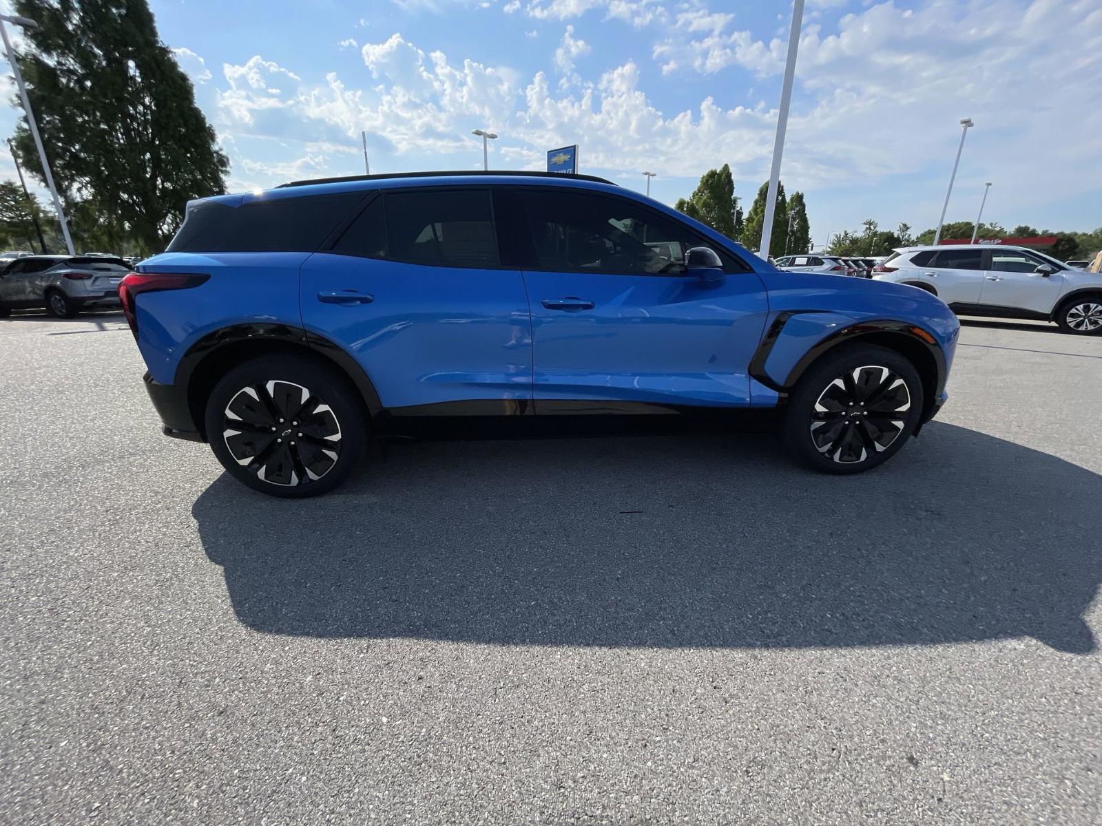 2024 Chevrolet Blazer EV Vehicle Photo in BENTONVILLE, AR 72712-4322