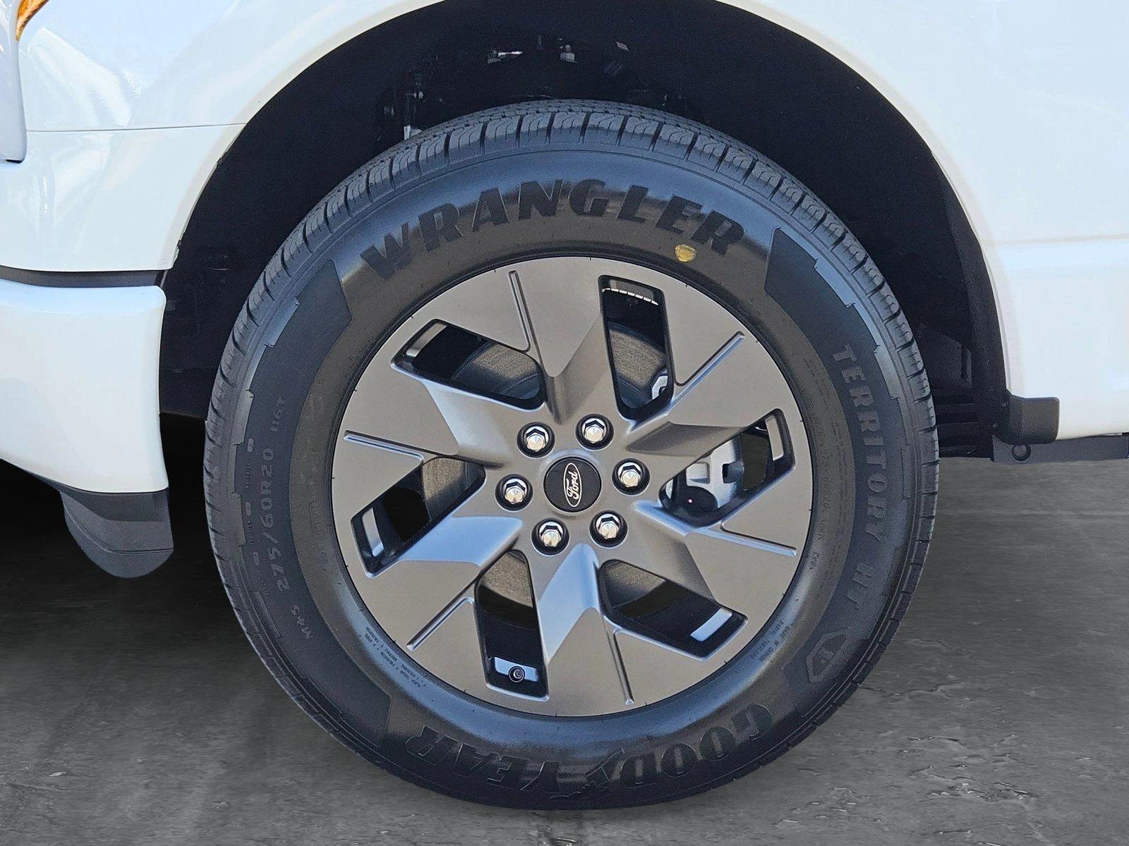 2024 Ford F-150 Lightning Vehicle Photo in GILBERT, AZ 85297-0446