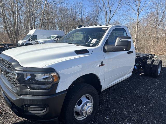 2024 Ram 3500 Chassis Cab Vehicle Photo in Doylsetown, PA 18901