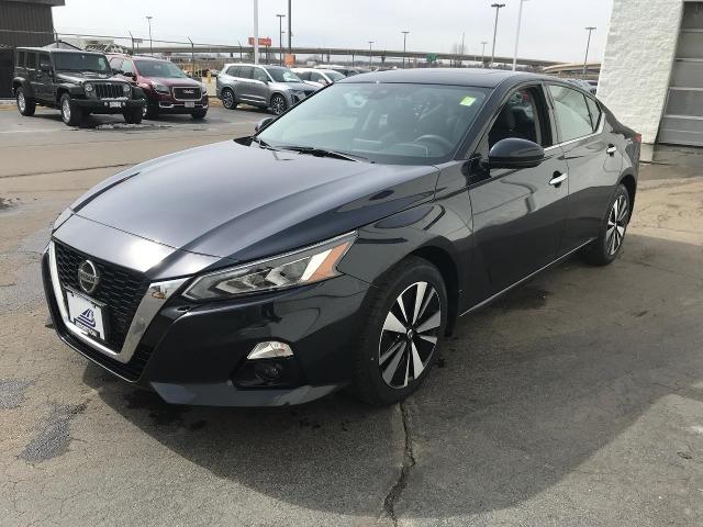 2020 Nissan Altima Vehicle Photo in GREEN BAY, WI 54303-3330