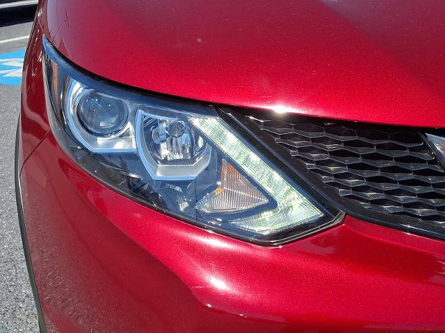 2019 Nissan Rogue Sport Vehicle Photo in HARRISBURG, PA 17111-1033