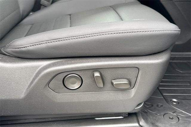 2025 GMC HUMMER EV SUV Vehicle Photo in ELK GROVE, CA 95757-8703