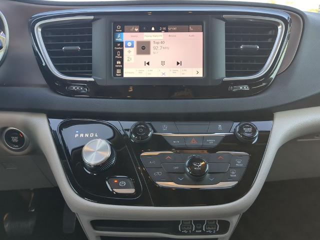 2023 Chrysler Voyager Vehicle Photo in Brunswick, GA 31525