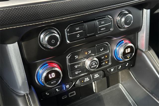2021 GMC Yukon XL Vehicle Photo in ELK GROVE, CA 95757-8703