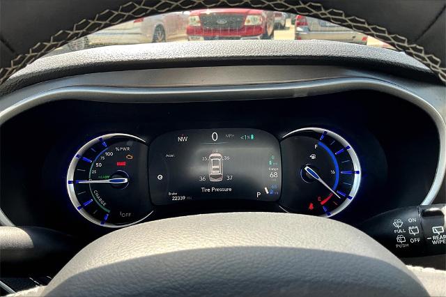 2024 Chrysler Pacifica Vehicle Photo in Grapevine, TX 76051