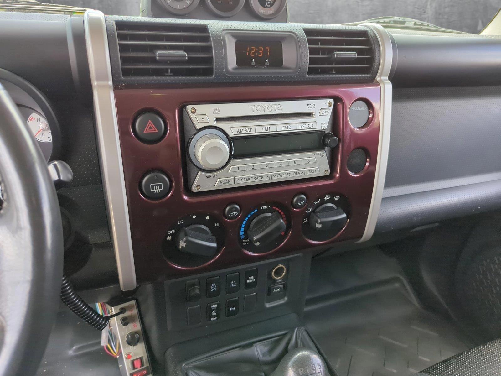 2007 Toyota FJ Cruiser Vehicle Photo in Margate, FL 33063