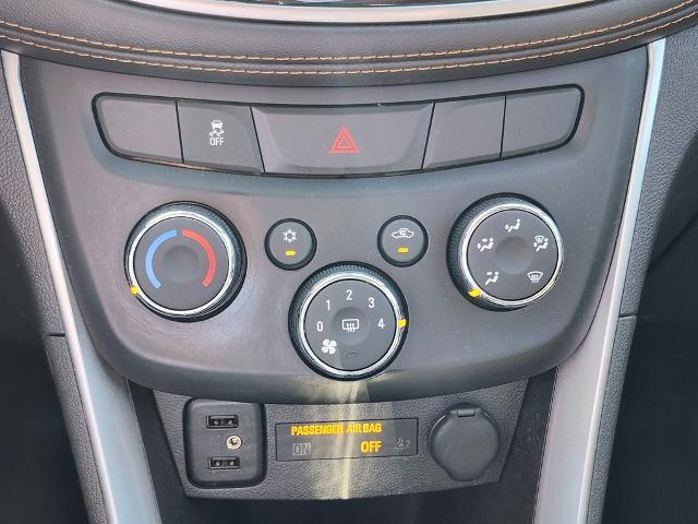 2019 Chevrolet Trax Vehicle Photo in GREEN BAY, WI 54304-5303