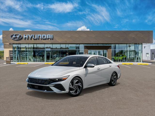 2025 Hyundai ELANTRA Vehicle Photo in Peoria, IL 61615