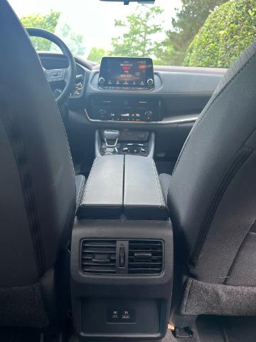2022 Nissan Rogue Vehicle Photo in DALLAS, TX 75209
