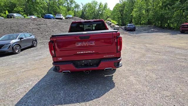 2024 GMC Sierra 1500 Vehicle Photo in Pleasant Hills, PA 15236