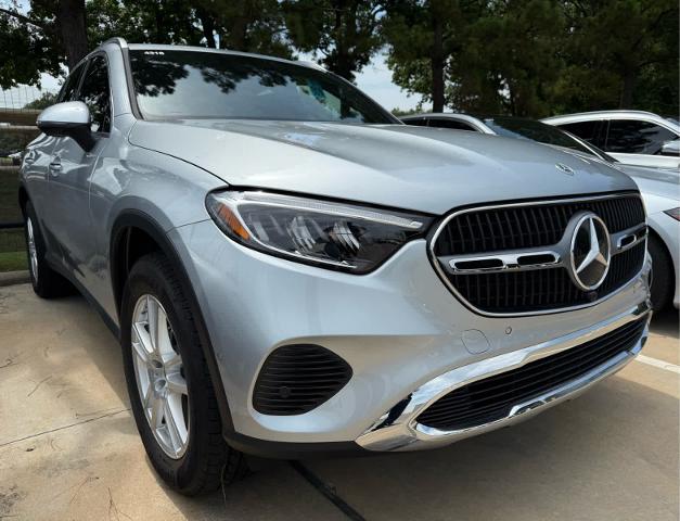 2025 Mercedes-Benz GLC Vehicle Photo in HOUSTON, TX 77079