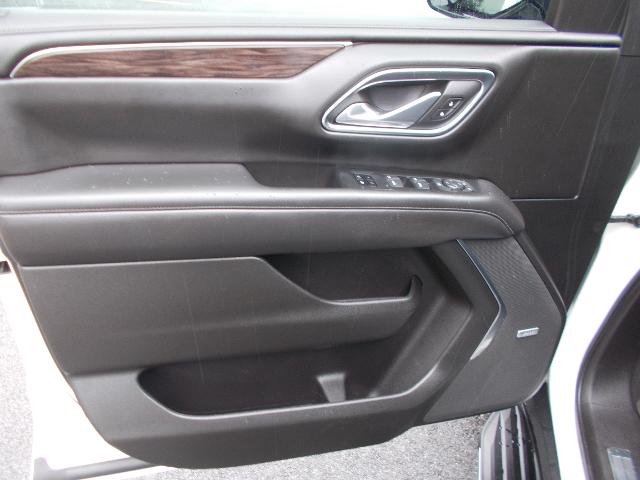 2021 Chevrolet Tahoe Vehicle Photo in LOWELL, MA 01852-4336