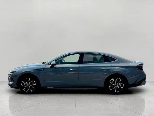 2025 Hyundai SONATA Vehicle Photo in Green Bay, WI 54304