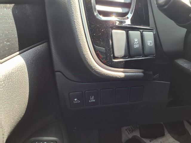 2020 Mitsubishi Outlander Vehicle Photo in Oshkosh, WI 54904
