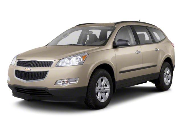 2010 Chevrolet Traverse Vehicle Photo in MOON TOWNSHIP, PA 15108-2571
