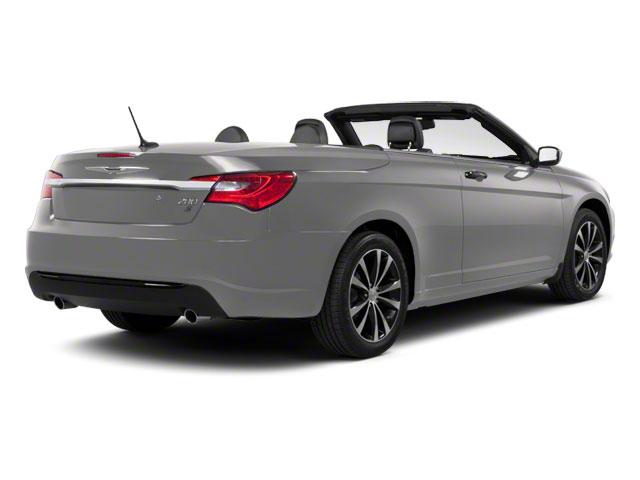 2011 Chrysler 200 Vehicle Photo in Miami, FL 33015