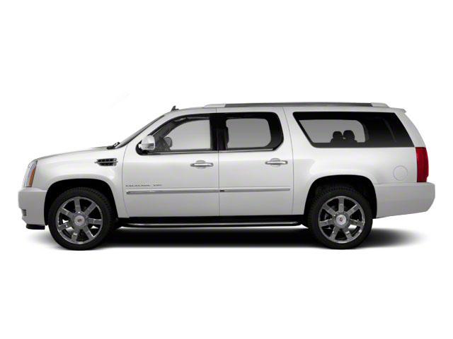 2012 Cadillac Escalade ESV Vehicle Photo in INDEPENDENCE, MO 64055-1377