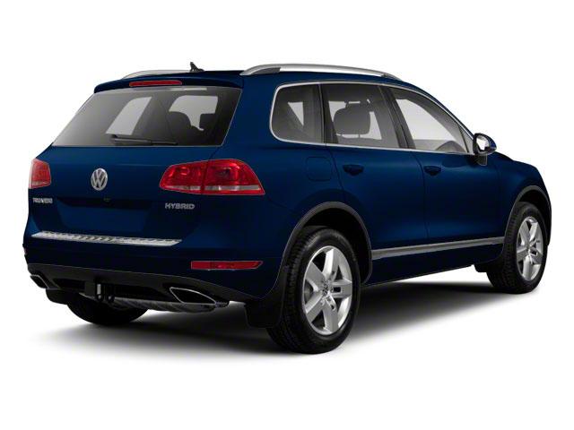 2012 Volkswagen Touareg Vehicle Photo in Philadelphia, PA 19116