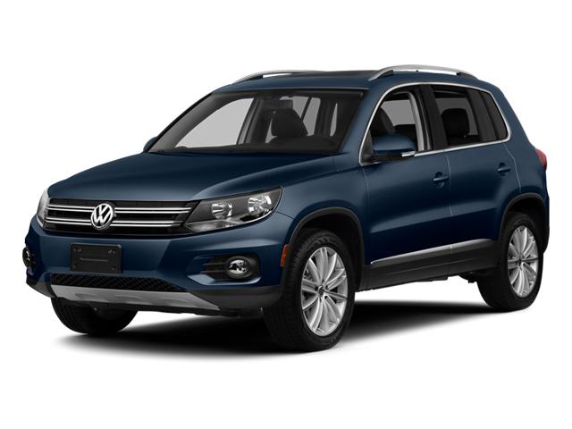 2012 Volkswagen Tiguan Vehicle Photo in Green Bay, WI 54304