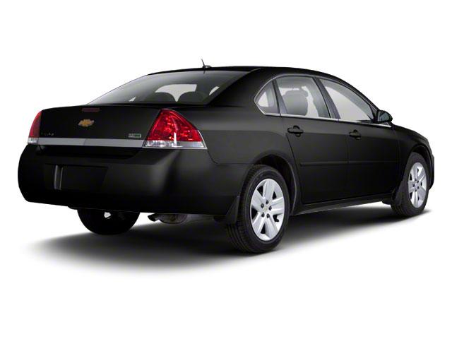 2013 Chevrolet Impala Vehicle Photo in Cedar Rapids, IA 52402