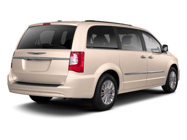 2013 Chrysler Town & Country Vehicle Photo in ORLANDO, FL 32812-3021