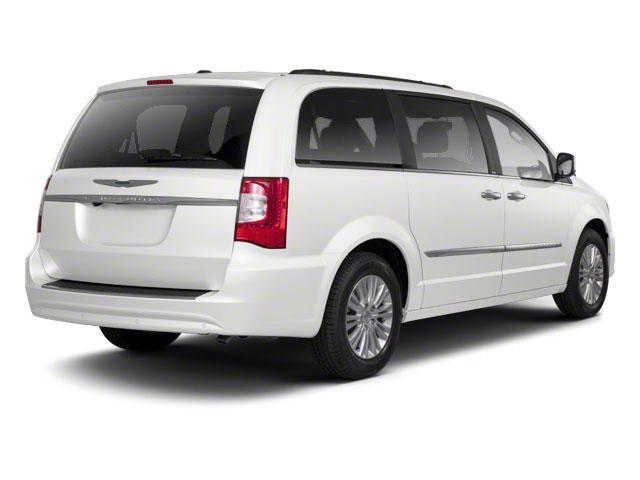 2013 Chrysler Town & Country Vehicle Photo in Pembroke Pines, FL 33027