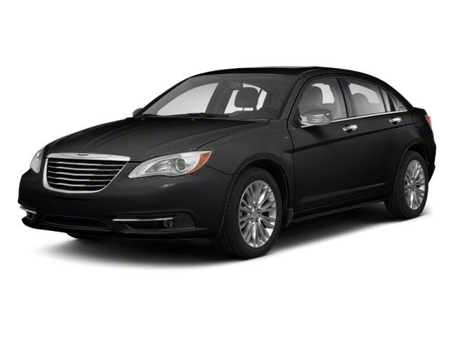 2013 Chrysler 200 Vehicle Photo in Oshkosh, WI 54904