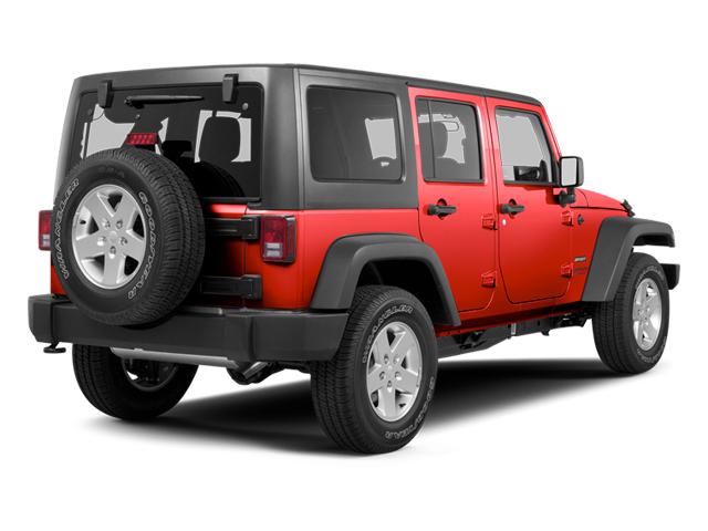 2013 Jeep Wrangler Unlimited Vehicle Photo in Cedar Rapids, IA 52402