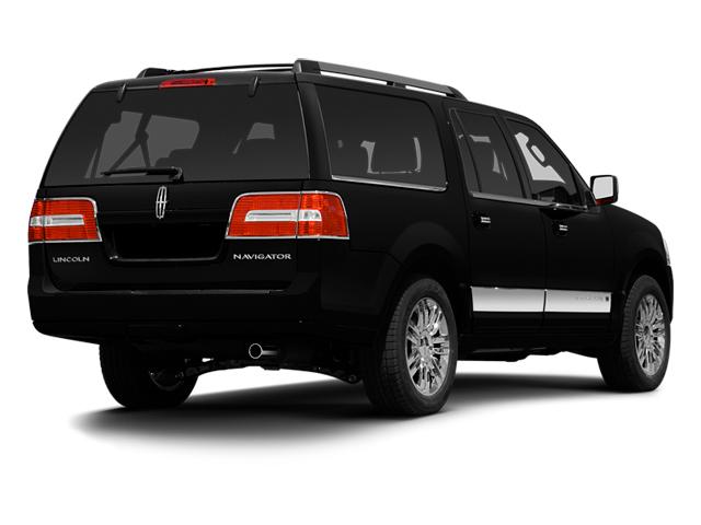 2013 Lincoln Navigator L Vehicle Photo in GILBERT, AZ 85297-0402