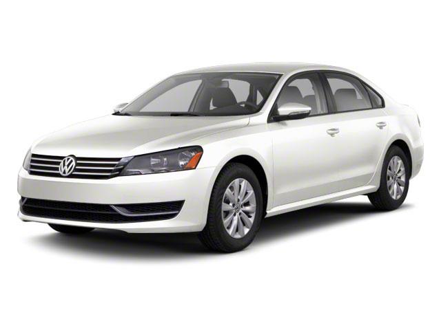 2013 Volkswagen Passat Vehicle Photo in Peoria, IL 61615