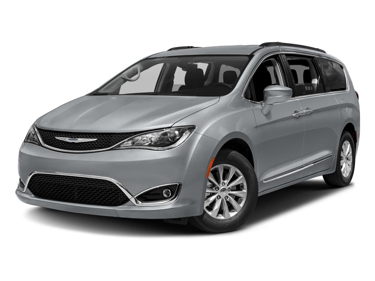 2017 Chrysler Pacifica Vehicle Photo in Lees Summit, MO 64086