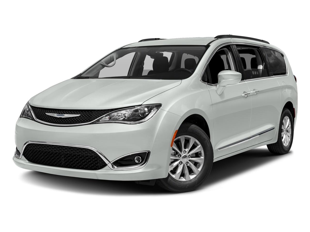 2017 Chrysler Pacifica Vehicle Photo in COLUMBIA, MO 65203-3903