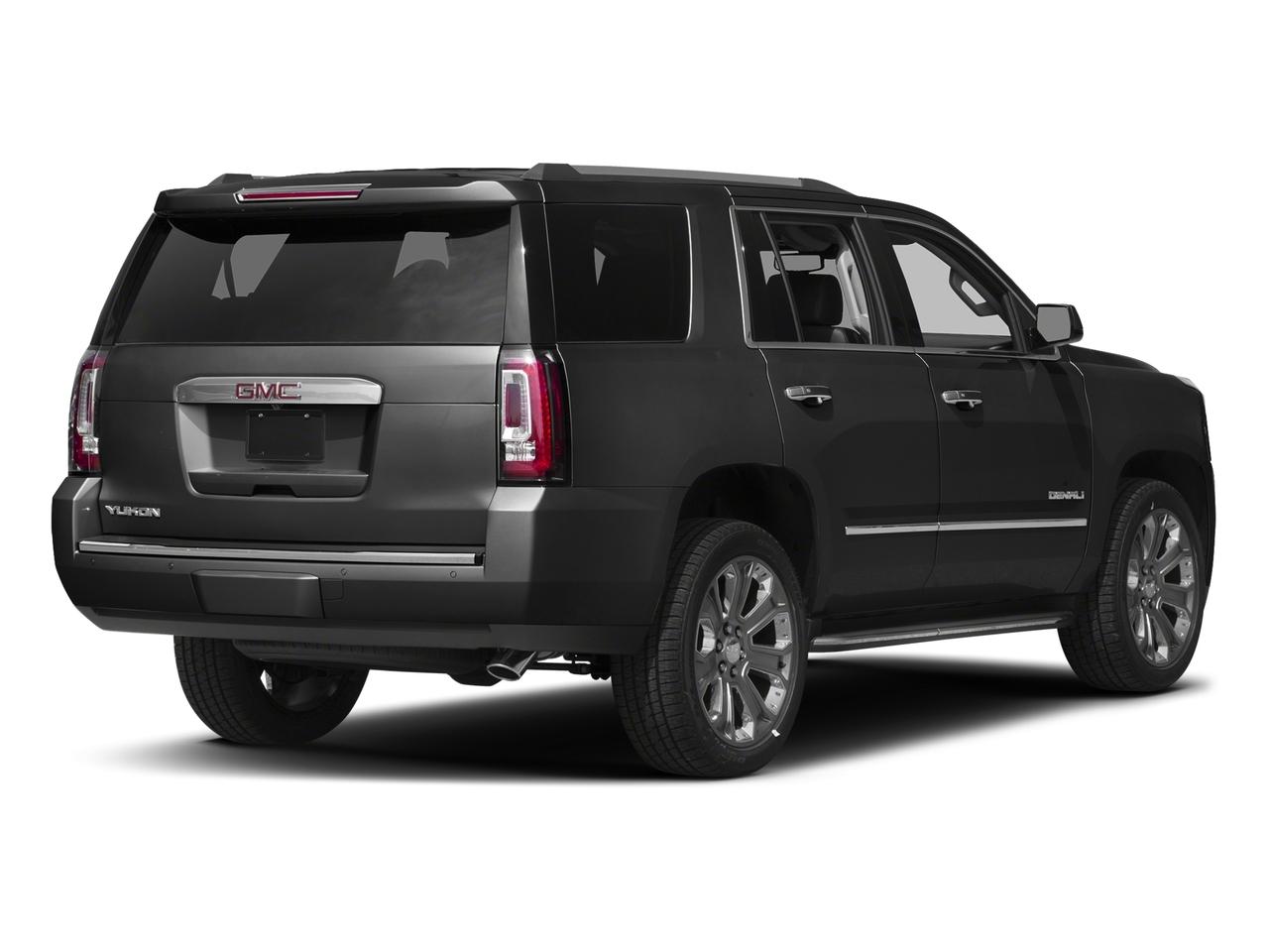 2017 GMC Yukon Denali photo 3