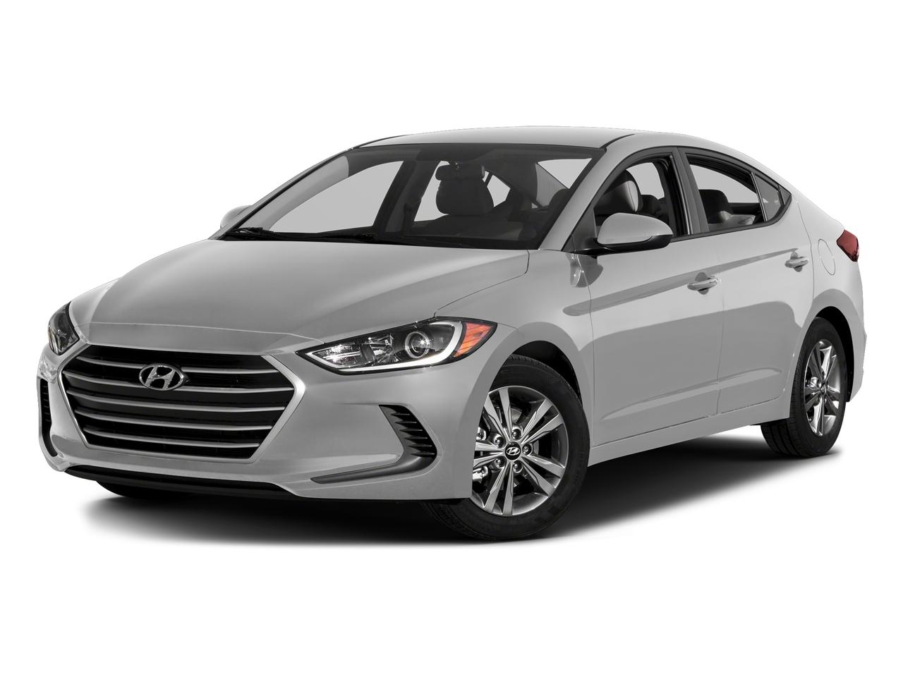2018 Hyundai Elantra SEL 2.0L Auto Molten Silver SEL 2.0L Auto (Ulsan). A Hyundai Elantra at