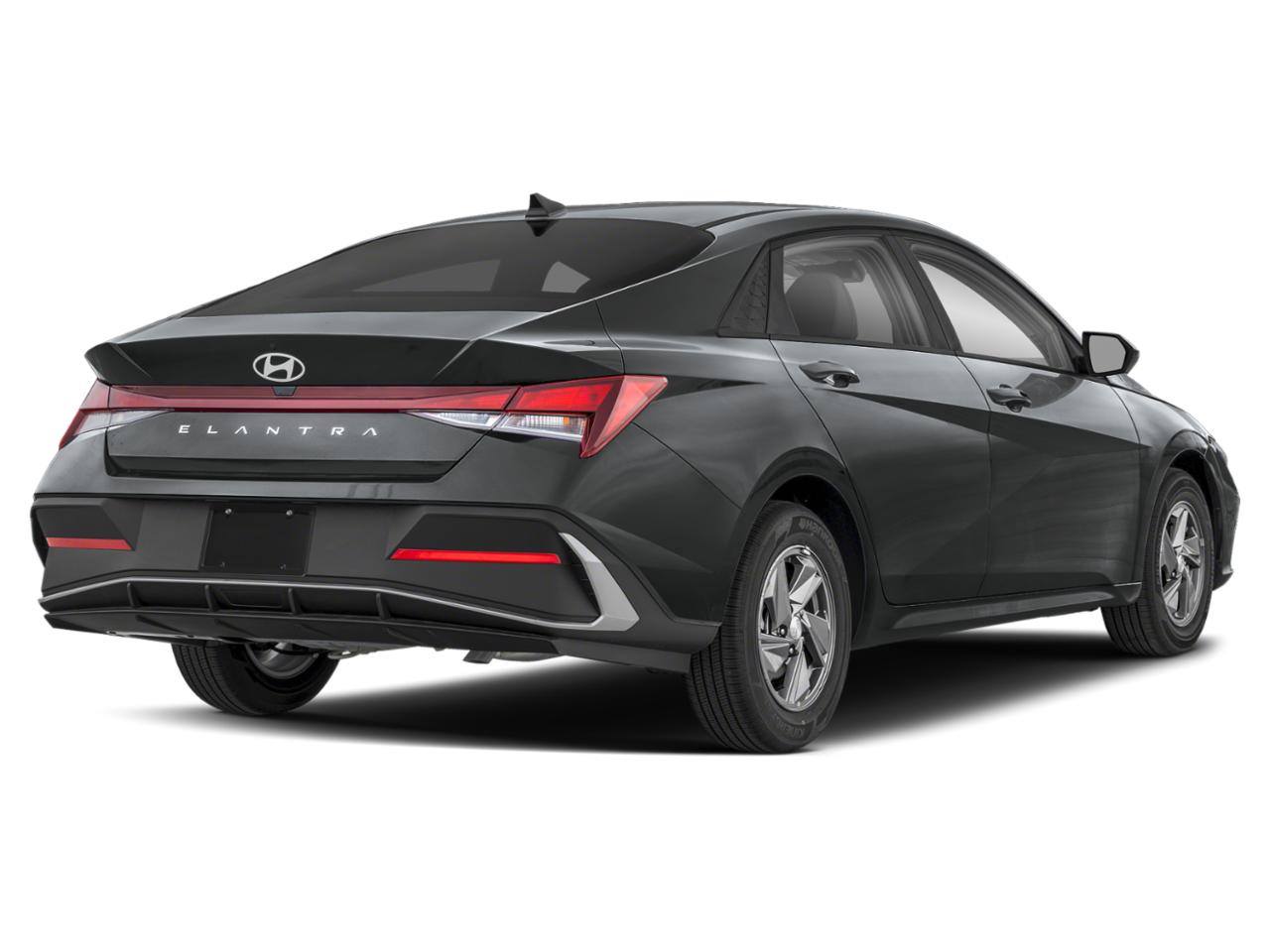 2024 Hyundai ELANTRA Vehicle Photo in Lees Summit, MO 64086