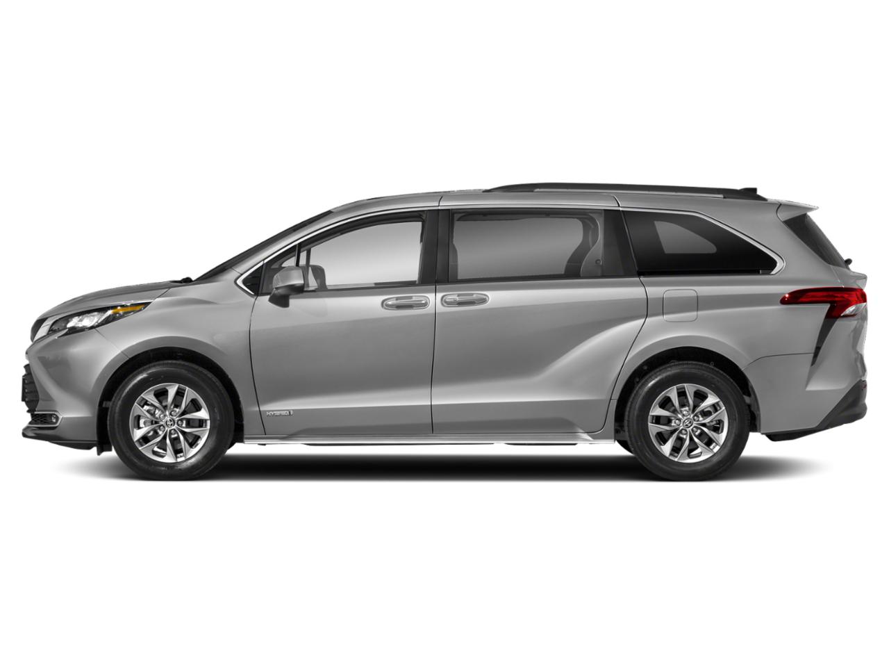 2024 Toyota Sienna Vehicle Photo in Oshkosh, WI 54904