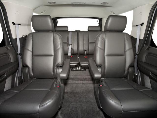 2010 Cadillac Escalade Vehicle Photo in MADISON, WI 53713-3220