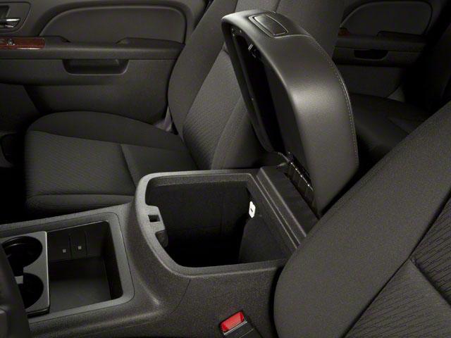 2010 Chevrolet Avalanche Vehicle Photo in Fishers, IN 46038