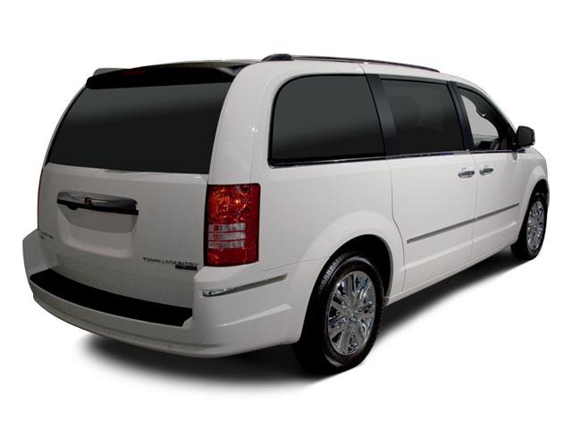 2010 Chrysler Town & Country Vehicle Photo in Jacksonville, FL 32256