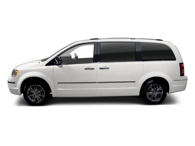 2010 Chrysler Town & Country Vehicle Photo in Jacksonville, FL 32256