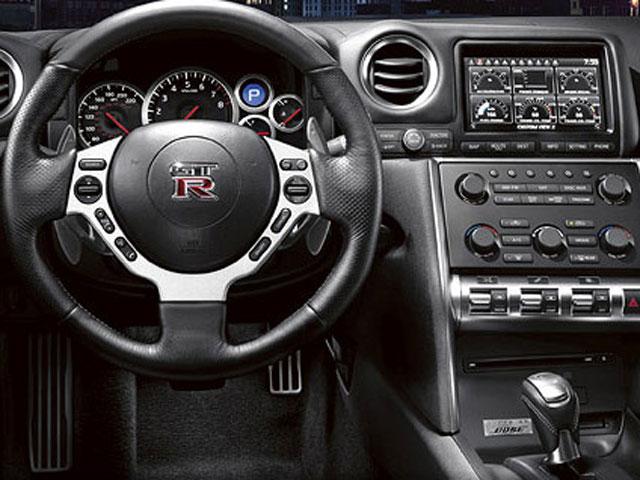 2010 Nissan GT-R Vehicle Photo in Miami, FL 33135