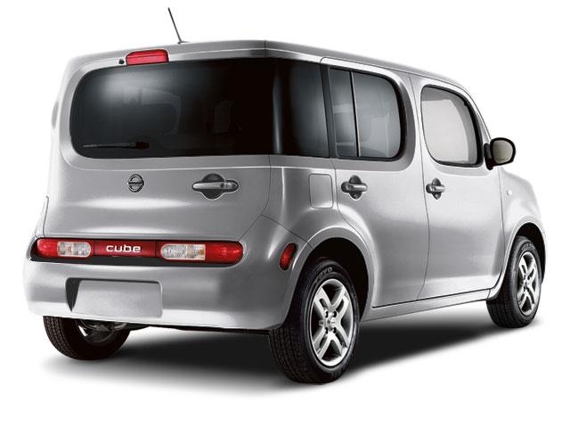 2010 Nissan cube Vehicle Photo in Green Bay, WI 54304