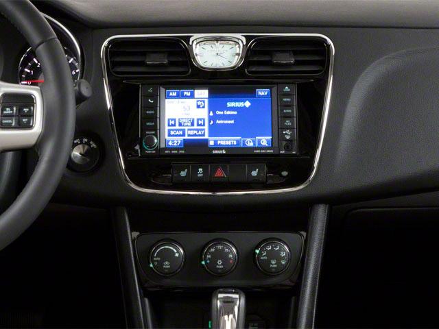 2011 Chrysler 200 Vehicle Photo in BOONVILLE, IN 47601-9633