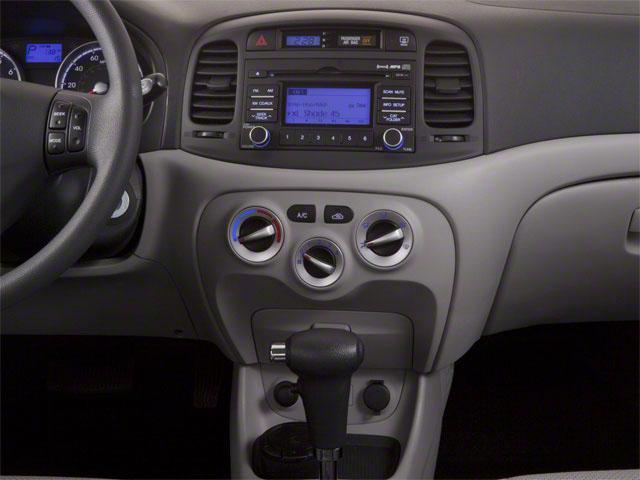 2011 Hyundai ACCENT Vehicle Photo in Merrillville, IN 46410