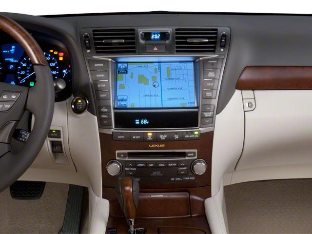 2011 Lexus LS 460 Vehicle Photo in VALENCIA, CA 91355-1705