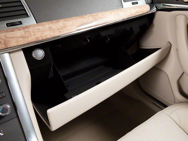 2011 Lincoln MKS Vehicle Photo in Belle Vernon, PA 15012
